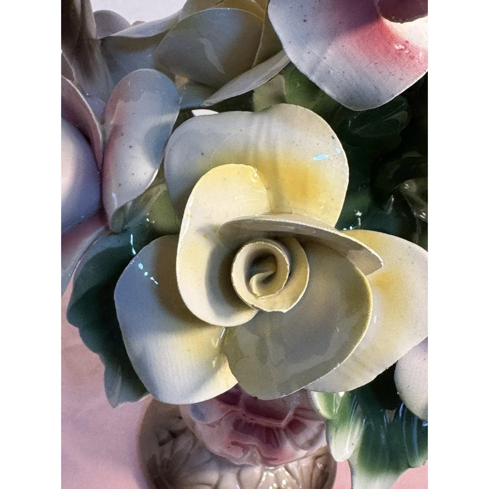 Large 12x10 Capodimonte‎ Roses Basket Italy Porcelain Vintage